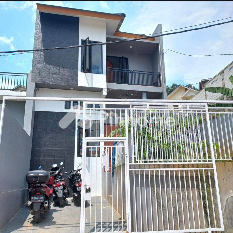 dijual rumah 2 lantai 2kt 84m2 di jatihandap - 1