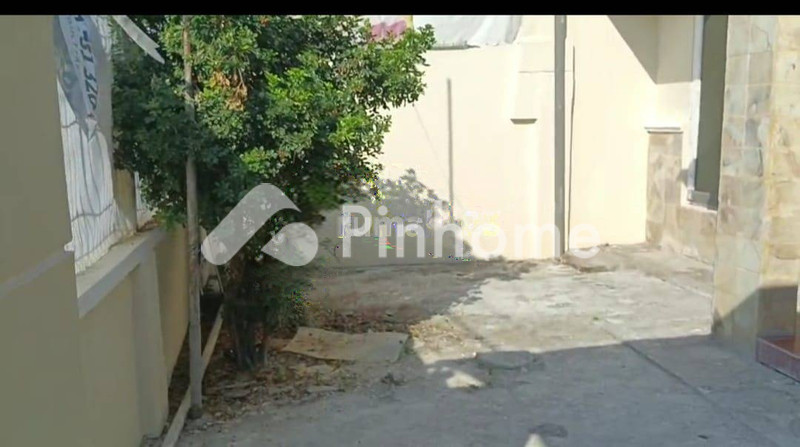 dijual rumah 1 lantai 3kt 120m2 di mulyorejo - 1