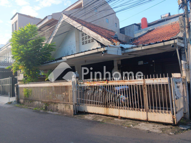 dijual rumah 1 lantai 3kt 158m2 di tebet - 2