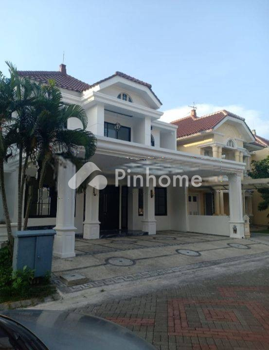 dijual rumah 1 lantai 6kt 216m2 di pakuwon city - 1