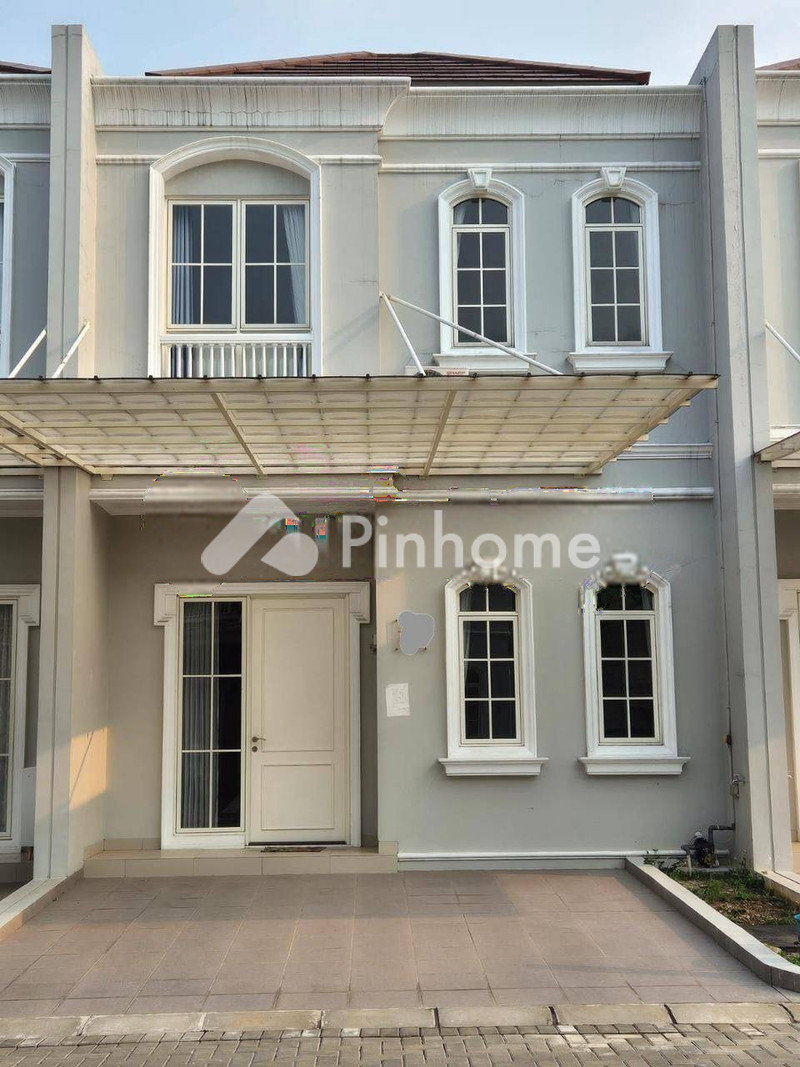 dijual rumah 2 lantai 3kt 72m2 di parung panjang - 1
