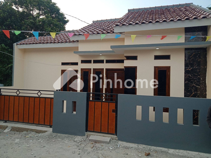 dijual rumah 1 lantai 2kt 35m2 di jl raya citayam stasiun 5menitan - 1