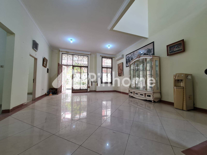 dijual rumah 2 lantai 4kt 230m2 di penjaringan - 1