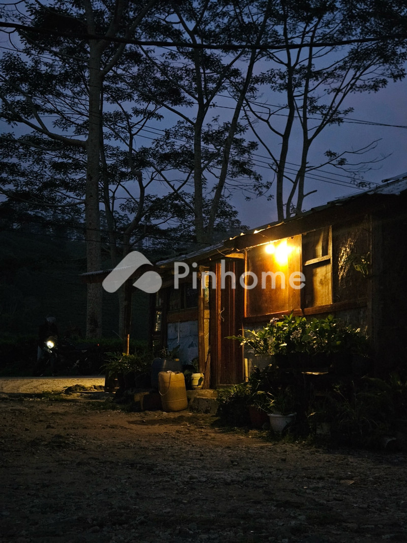 dijual rumah 3kt 68m2 di jawa raya - 1