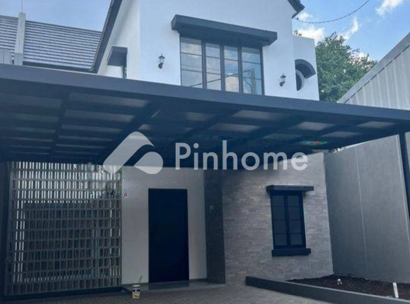 dijual rumah 2kt 72m2 di meruya selatan udik - 1