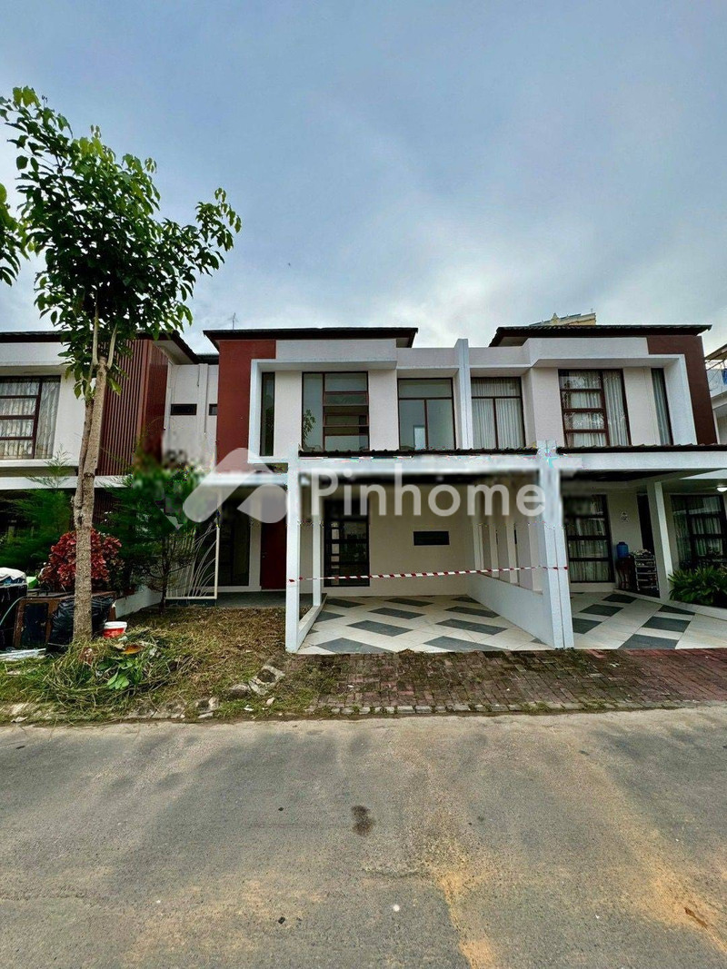 dijual rumah 1 lantai 3kt 128m2 di perumahan grand orchid - 1