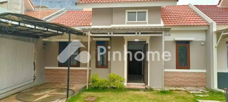 dijual rumah 10000 di sumsum sum sum - 1