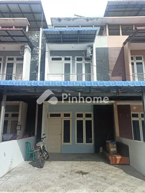 dijual rumah 2 lantai 3kt 65m2 di jl balam - 1