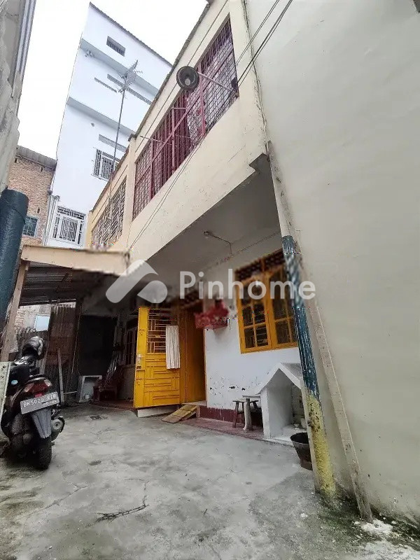 dijual rumah 2 lantai 2kt 56m2 di jl akik - 1