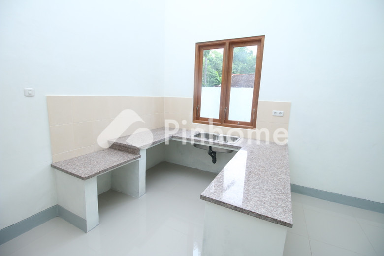 rumah yang nyaman untuk rebahan - 5