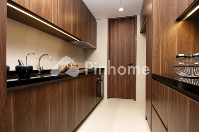 dijual rumah 1 lantai 2kt 65m2 di jl  delima raya 19
