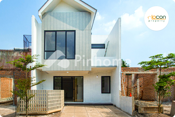 dijual rumah 2 lantai 5kt 310m2 di papandayan baru - 16