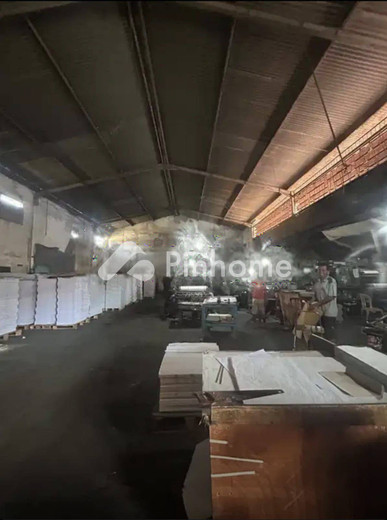 dijual gudang 510m2 di tambaksari - 5