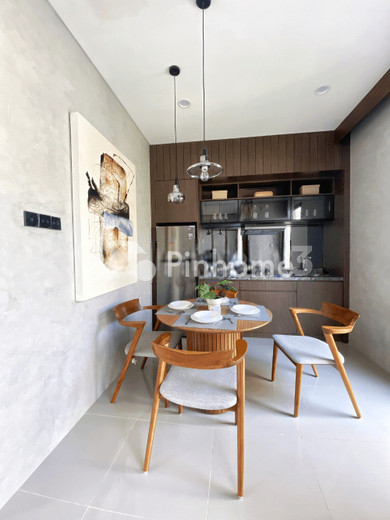 dijual rumah 2 lantai 3kt 105m2 di wr supratman - 4