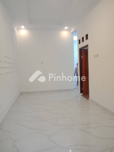 dijual rumah 1 lantai 2kt 50m2 di jl  raya cipayung pertanian - 2