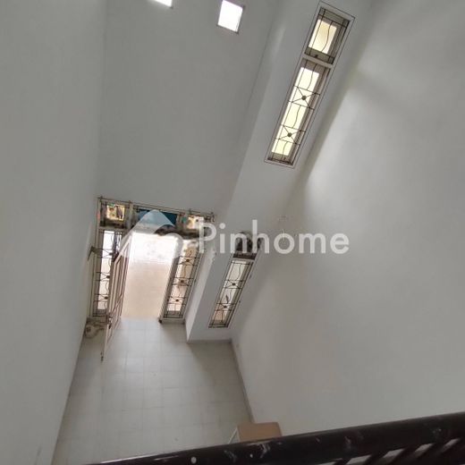 dijual rumah 2 lantai 2kt 90m2 di tangerang - 5