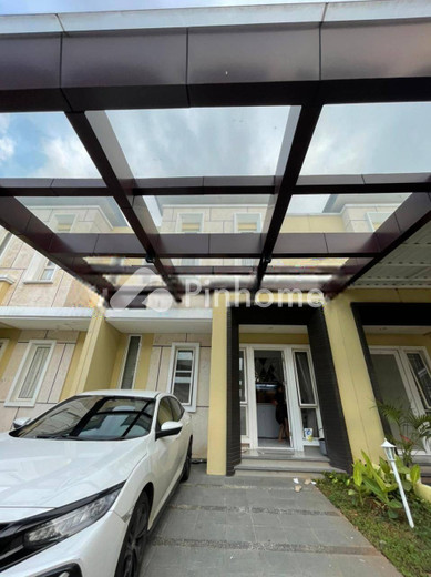 dijual rumah 2 lantai 4kt 112m2 di sutera leora - 1