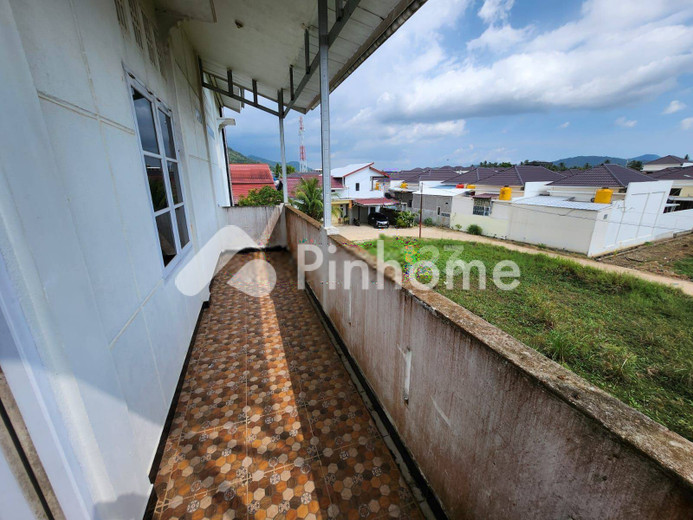 dijual rumah fffffff di sakkok  sedau gg  family  dekat bundaran singkawang - 8