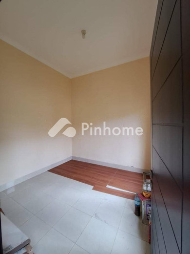 dijual rumah 1 lantai 3kt 147m2 di jempong - 2