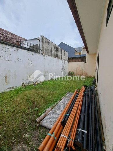 dijual rumah 1 lantai 3kt 147m2 di jempong - 11