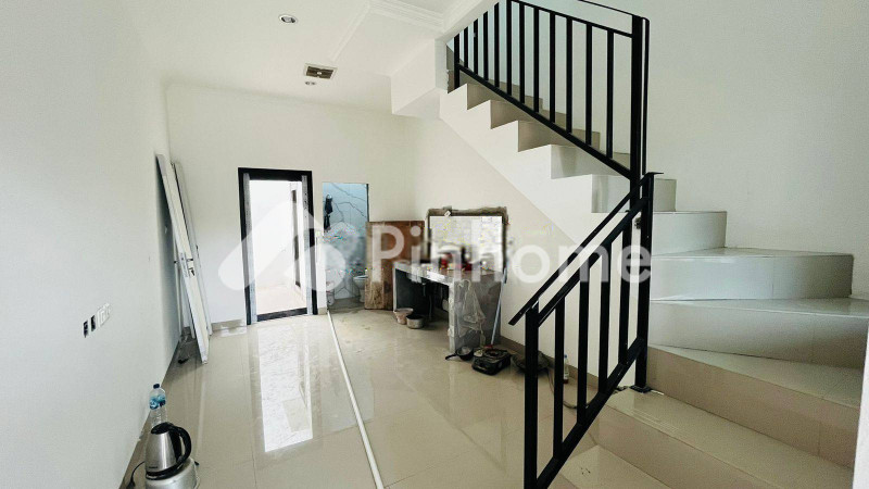 dijual rumah 1 lantai 3kt 45m2 di jl cempaka putih tengah xx - 3