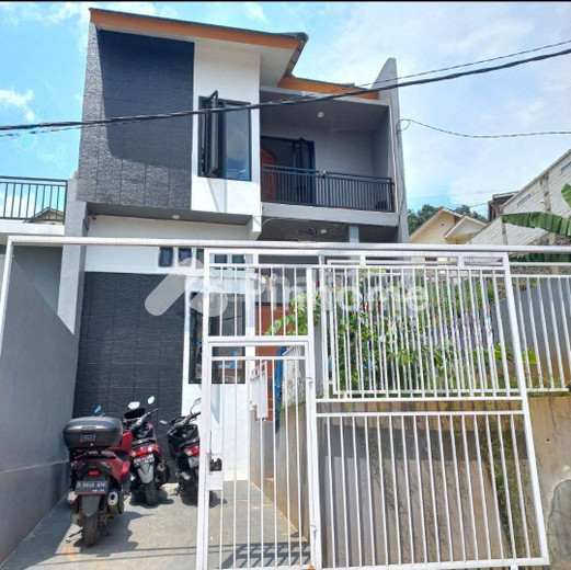 dijual rumah 2 lantai 2kt 84m2 di jatihandap - 1