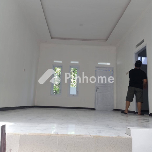 dijual rumah 2 lantai 4kt 78m2 di soekarno hatta  riung bandung - 12