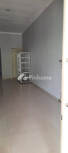 dijual rumah 2 lantai 4kt 126m2 di tenggilis mejoyo - 4