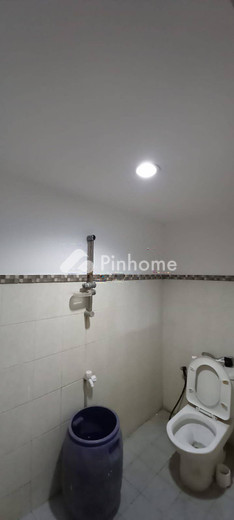 dijual rumah 4 lantai 4kt 180m2 di jatisampurna  jati sampurna - 8