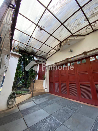 dijual rumah 2 lantai 4kt 150m2 di tebet - 3