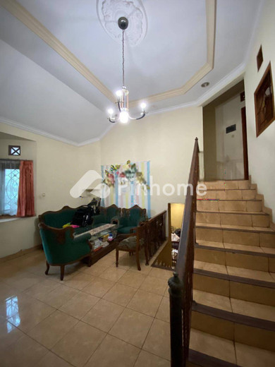 dijual rumah 2 lantai 4kt 150m2 di tebet - 6