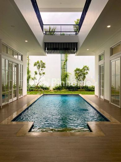 dijual rumah 2 lantai 879m2 di menteng jakarta pusat - 5