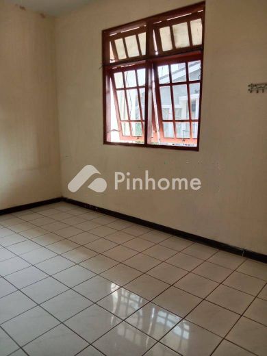 disewakan rumah 2 lantai 7kt 165m2 di mulyorejo - 5