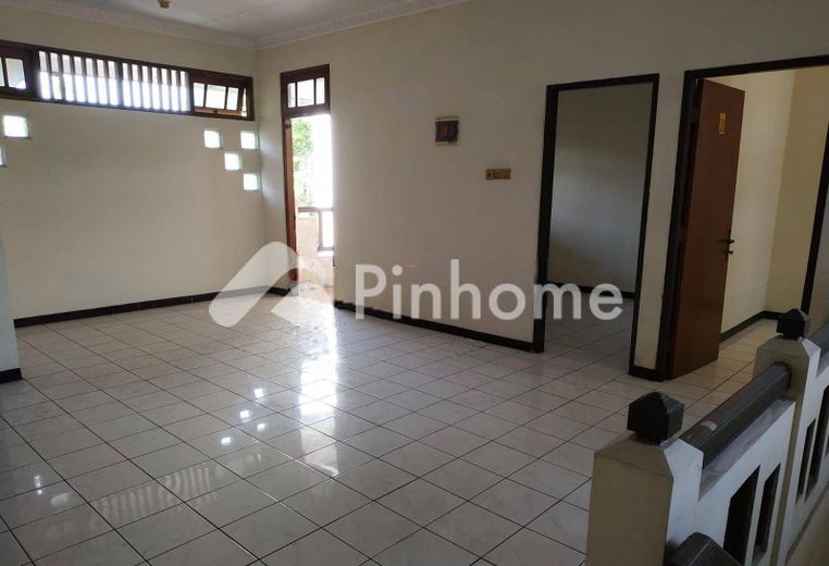 disewakan rumah 2 lantai 7kt 165m2 di mulyorejo - 7