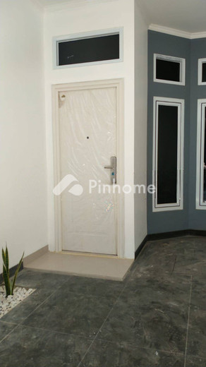 dijual rumah 2 lantai 3kt 36m2 di jalan pisangan baru sebelah kantor kelurahan pisangan baru jakarta timur - 9