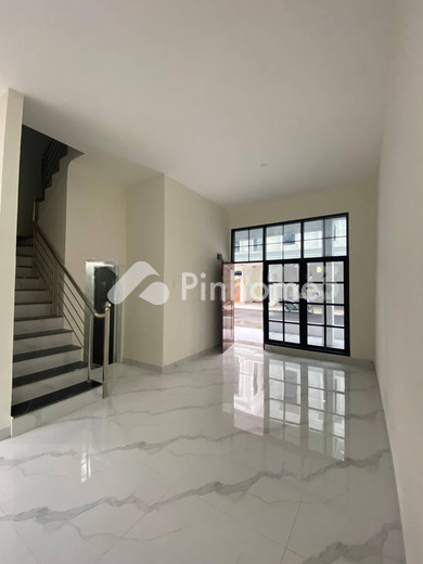 dijual rumah 1 lantai 2kt 72m2 di jl  setia budi dalam  komp  reyhan haus  kel  helvetia timur  kec  medan helvetia  kota medan  sumatera utara  20117 - 7