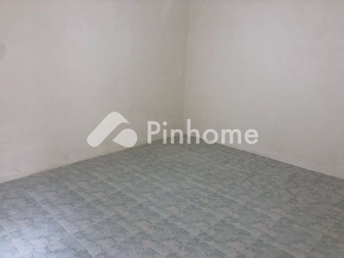 dijual rumah 1 lantai 3kt 200m2 di nusaloka bsd tangerang selatan - 9