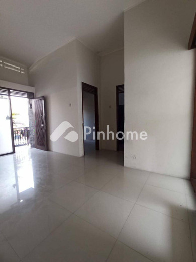 dijual rumah 1 lantai 2kt 108m2 di jl gunung batu pasteur - 3