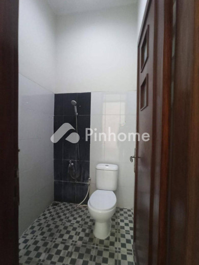 dijual rumah 1 lantai 2kt 108m2 di jl gunung batu pasteur - 4