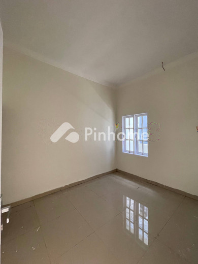 dijual rumah 2 lantai 3kt 60m2 di jl  pertahanan  kel  timbang deli  kec  medan amplas  kota medan  sumatera utara  20148 - 15
