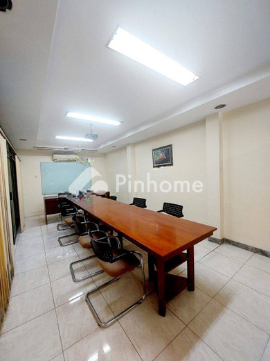dijual ruko 2 lantai 210m2 di plaza pondok indah - 6