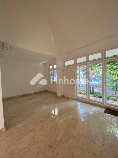 dijual rumah 2 lantai 5kt 322m2 di tebet mas indah - 4