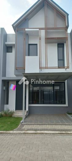disewakan rumah 2 lantai 4kt 60m2 di yuticha bsd - 1