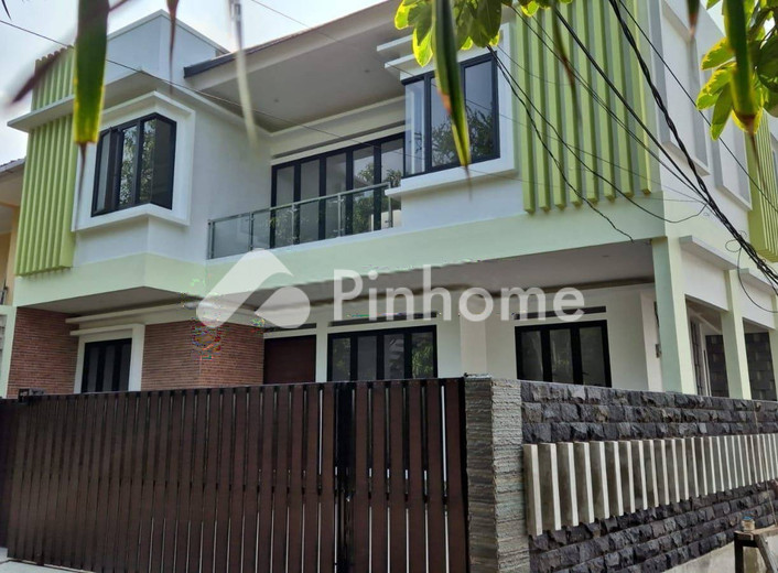 dijual rumah 2 lantai 4kt 140m2 di brand new residen - 1