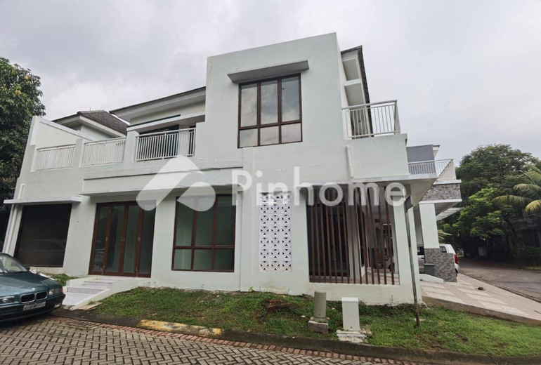 dijual rumah 2 lantai 4kt 173m2 di sektor 7 bintaro jaya tangerang selatan - 1