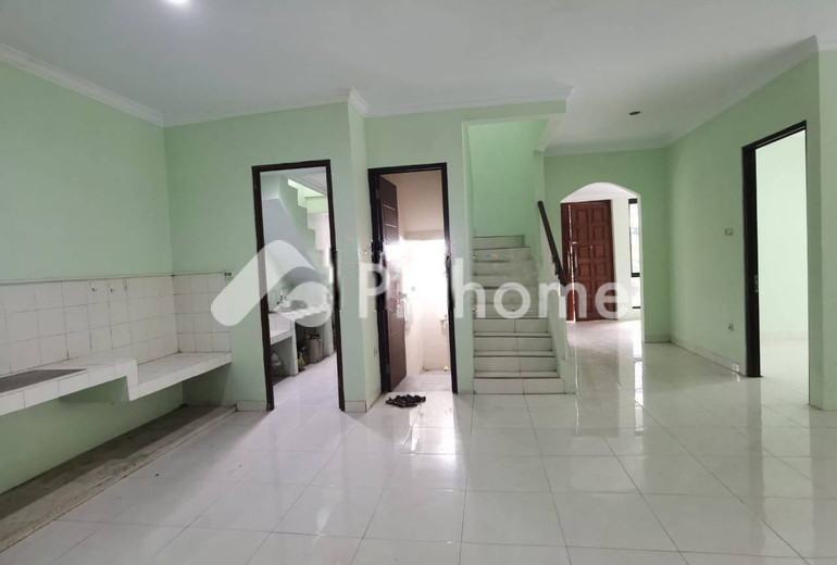 dijual rumah 2 lantai 4kt 173m2 di sektor 7 bintaro jaya tangerang selatan - 8