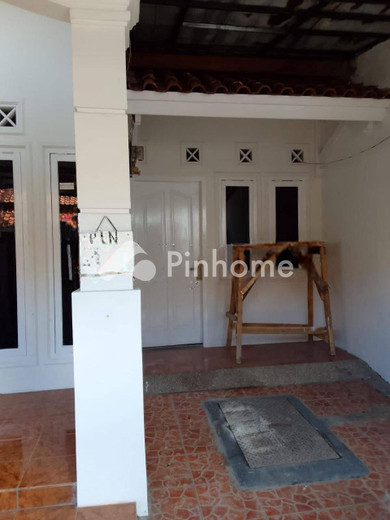 dijual rumah 1 lantai 3kt 140m2 di jl randusari antapani bandung - 6