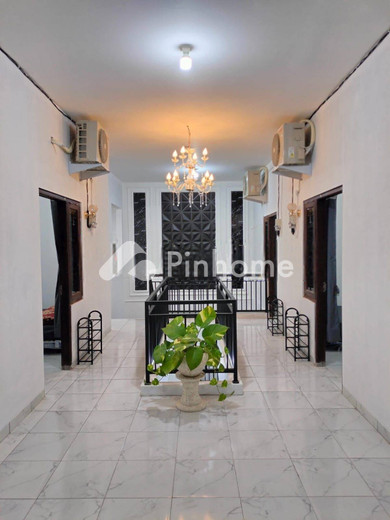 dijual rumah 2 lantai 11kt 100m2 di jalan elang - 7