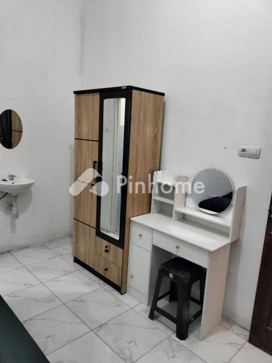dijual rumah 2 lantai 11kt 100m2 di jalan elang - 9