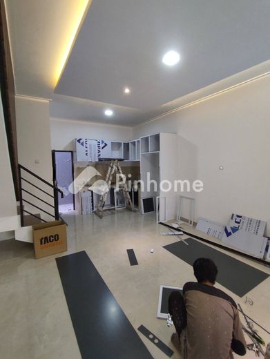 dijual rumah 2 lantai 2kt 36m2 di jl kayu manis timur - 6